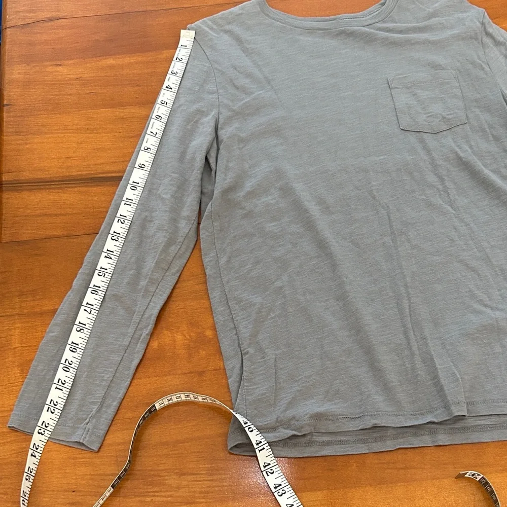 Gap Organic Cotton Gray Long Sleeve Pocket Tee -Boys Size XXL